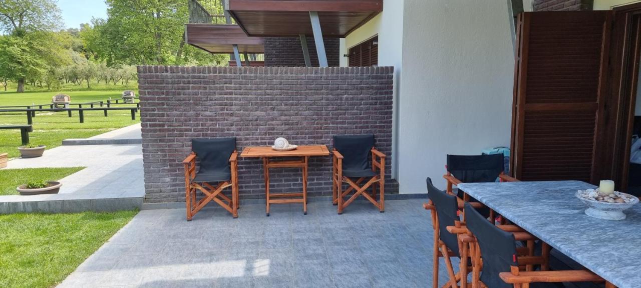 Heaven Luxury Villa ネア・ローダ エクステリア 写真
